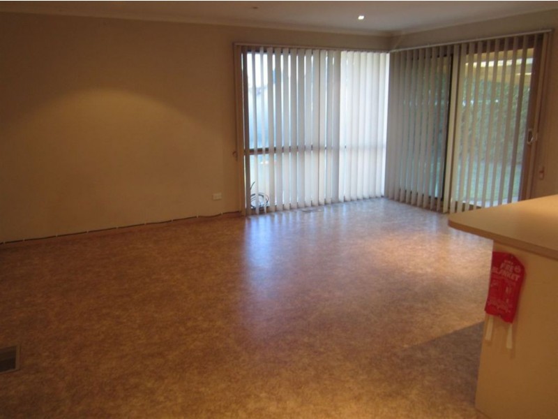 5 Ellenvale Drive, Narre Warren VIC 3805