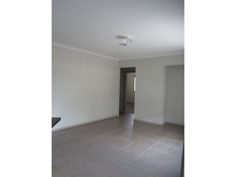 11 Springmount Street, Cranbourne North VIC 3977