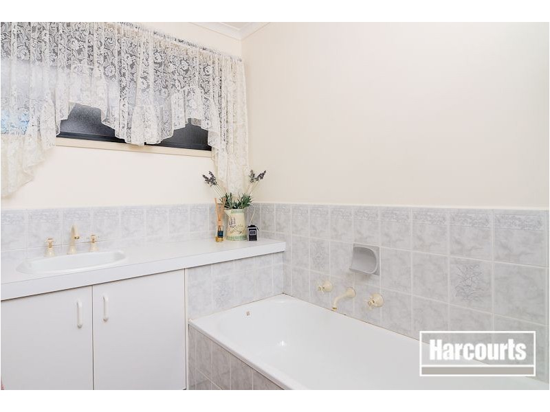 46 Barondi Avenue, Narre Warren VIC 3805