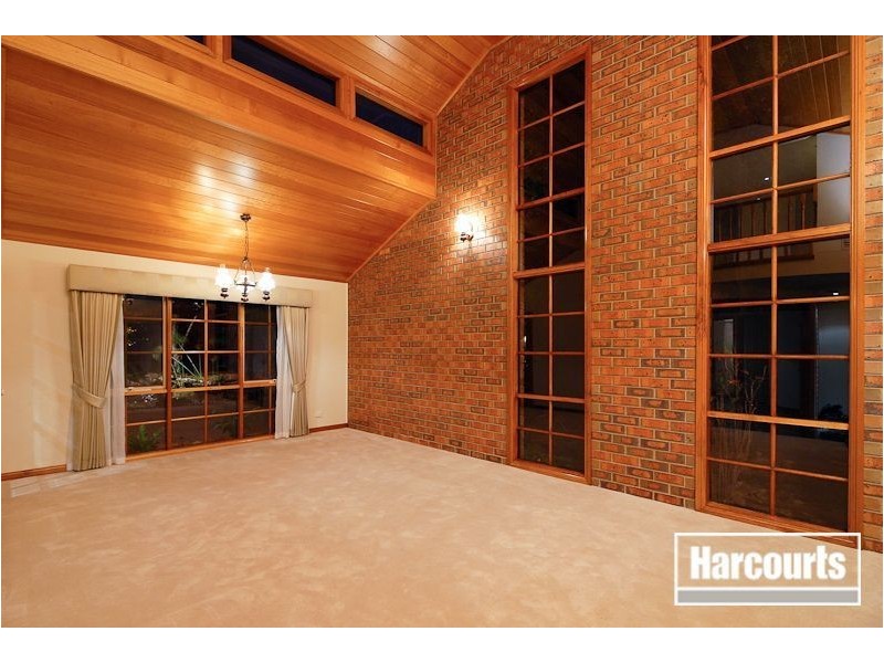 39 The Promenade, Narre Warren South VIC 3805