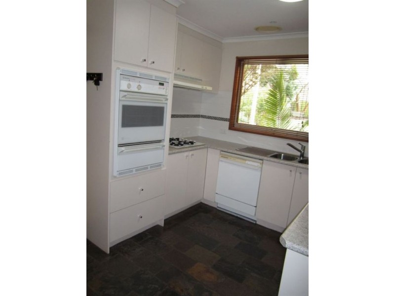 39 Bevnol Road, Langwarrin VIC 3910