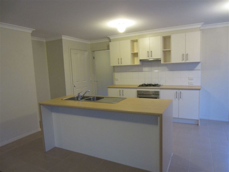 23 Ebony Street, Cranbourne VIC 3977