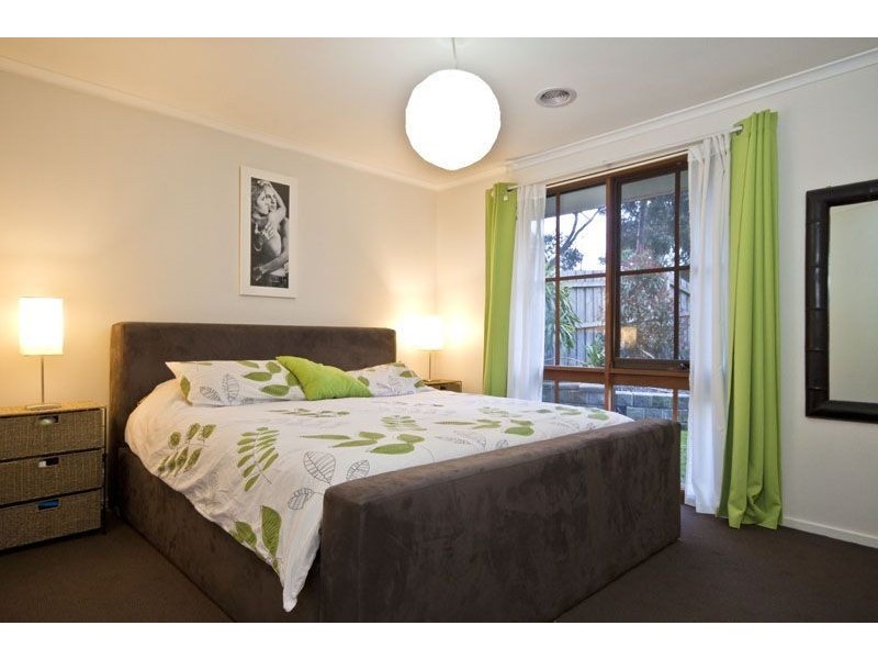 9 Marsden Court, Cranbourne North VIC 3977