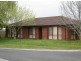 21 Maltravers Crescent, Cranbourne North VIC 3977