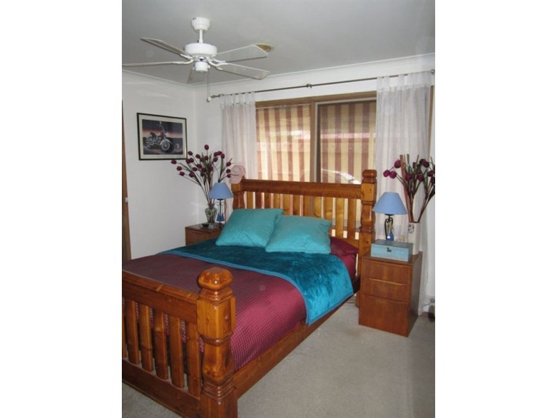 14 Brentwood Drive, Cranbourne North VIC 3977