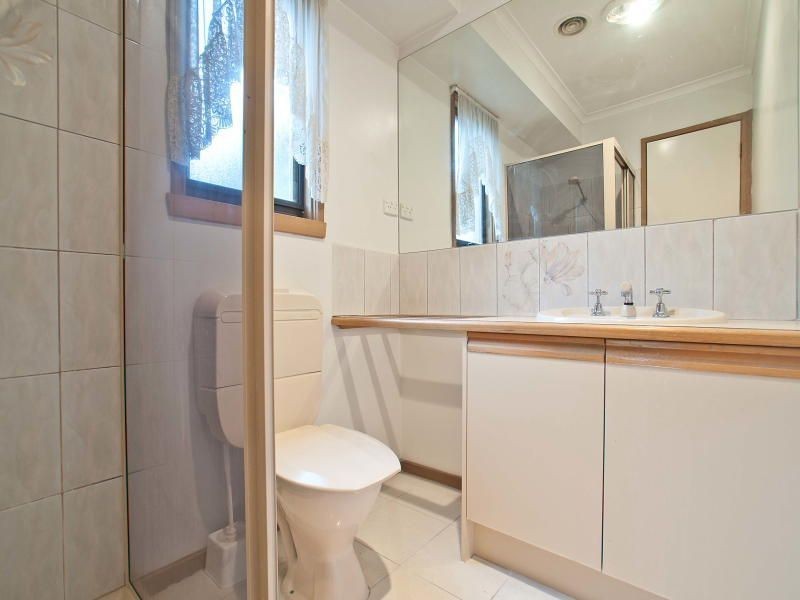 19 Waverley Park Drive, Cranbourne North VIC 3977