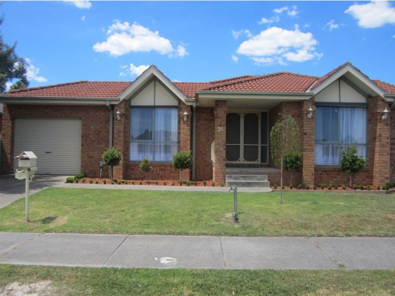 24 Baringa Park Drive, Narre Warren South VIC 3805