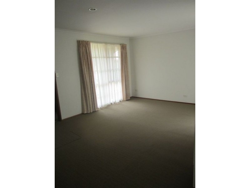 9 Dewsbury Court, Narre Warren South VIC 3805