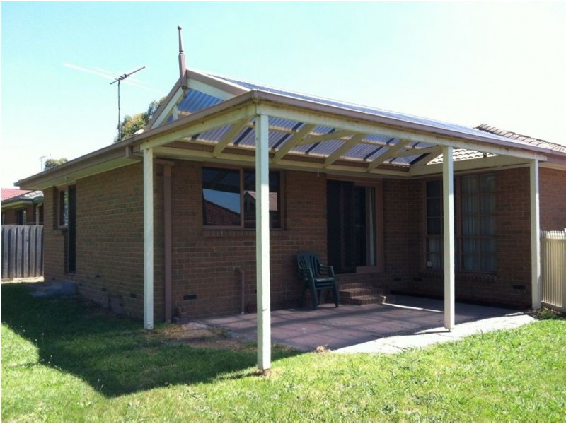 9 Dewsbury Court, Narre Warren South VIC 3805