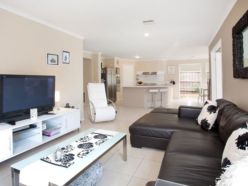 14 Eastbourne way, Narre Warren South VIC 3805