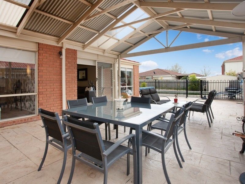 14 Eastbourne way, Narre Warren South VIC 3805