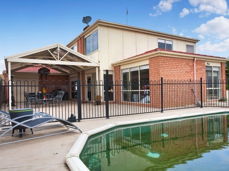 14 Eastbourne way, Narre Warren South VIC 3805