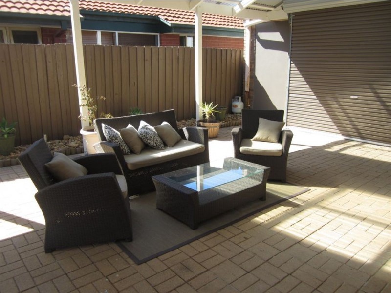 72 Strathaird Drive, Narre Warren South VIC 3805