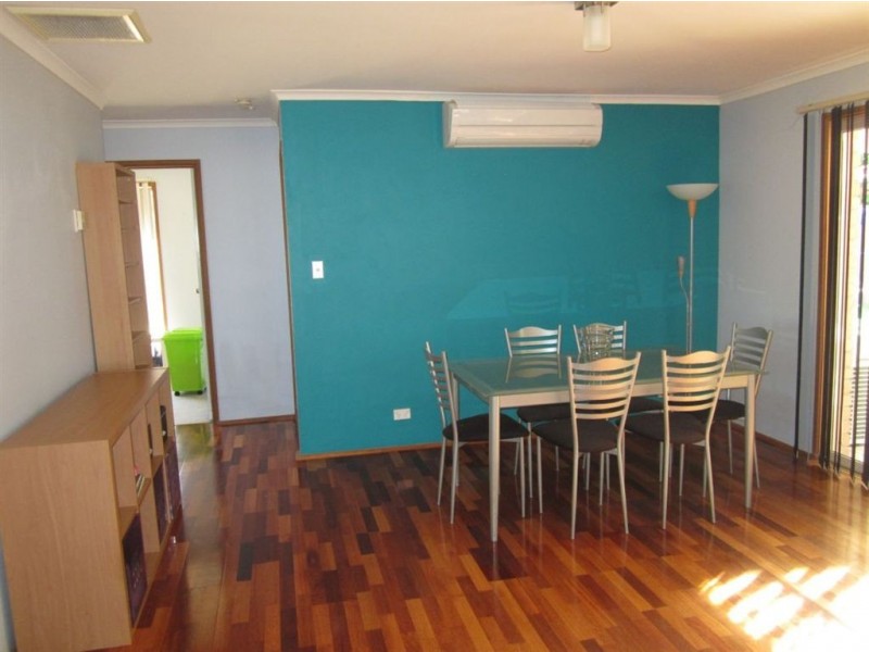 72 Strathaird Drive, Narre Warren South VIC 3805