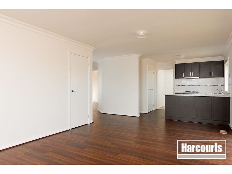 10/284 Pound Rd, Hampton Park VIC 3976