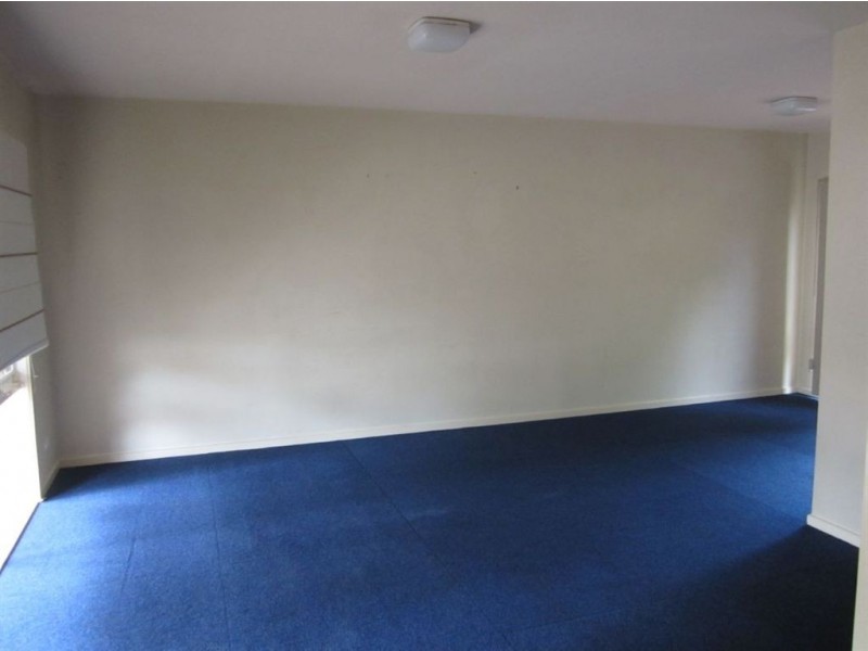 2/2 Shrives Road, Narre Warren VIC 3805