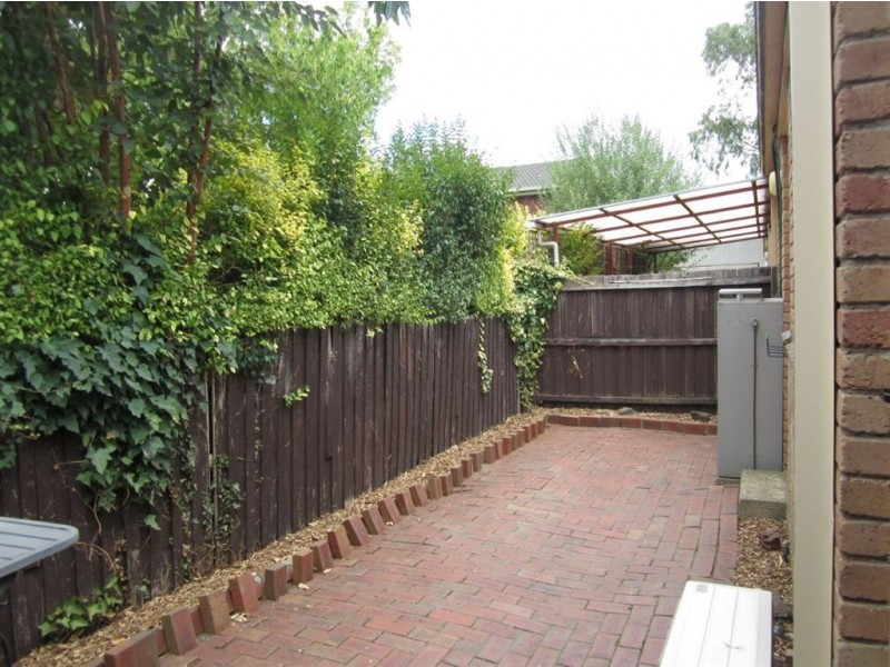 2/2 Shrives Road, Narre Warren VIC 3805