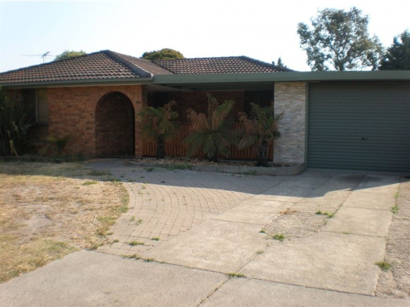 6 Cockatoo Drive, Carrum Downs VIC 3201