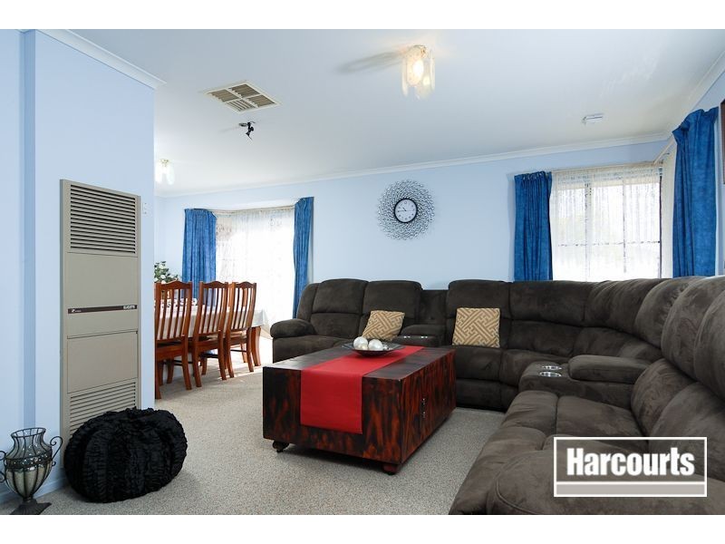 13 Reeves Court, Hampton Park VIC 3976