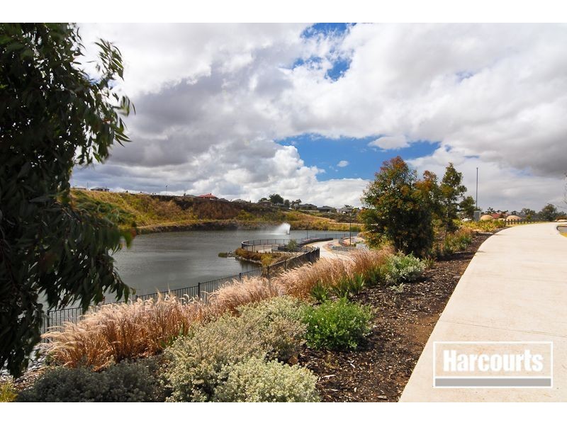 Pakenham VIC 3810