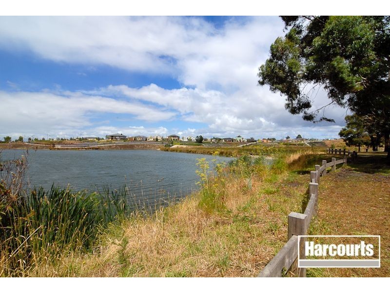 Pakenham VIC 3810