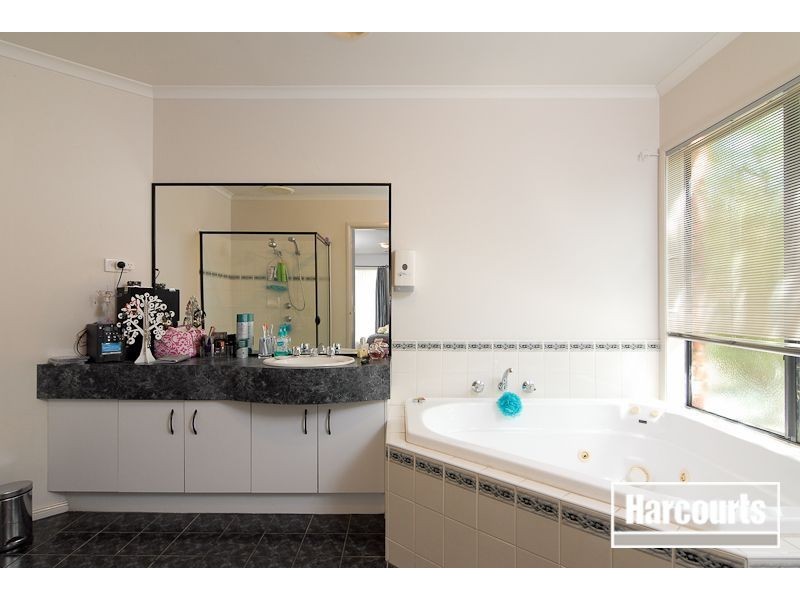 1 Somerset Court, Narre Warren South VIC 3805