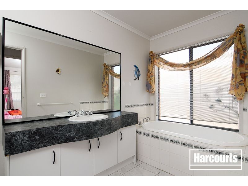 1 Somerset Court, Narre Warren South VIC 3805