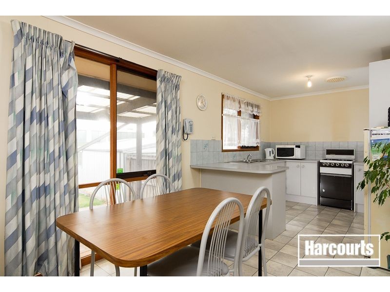 19 Kylie Court, Hampton Park VIC 3976