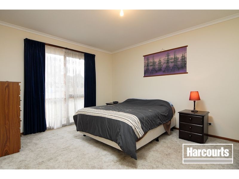 19 Kylie Court, Hampton Park VIC 3976