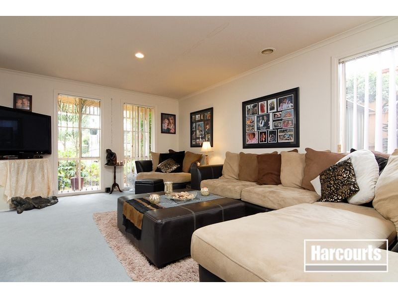 16 Lexton Street, Narre Warren South VIC 3805