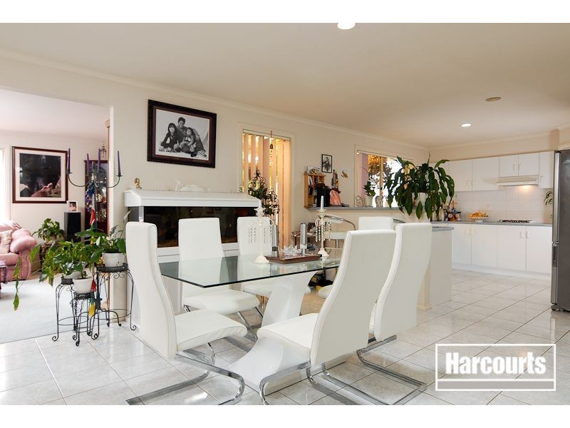 16 Lexton Street, Narre Warren South VIC 3805