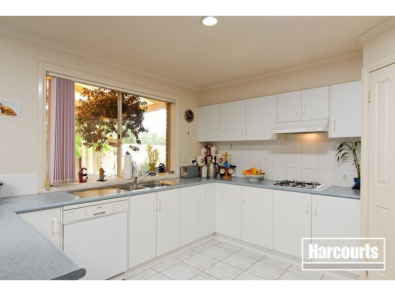 16 Lexton Street, Narre Warren South VIC 3805