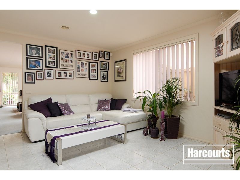 16 Lexton Street, Narre Warren South VIC 3805