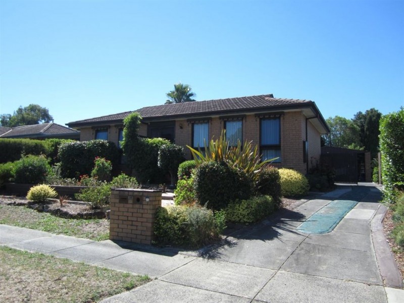 14 Pemberton Drive, Narre Warren VIC 3805