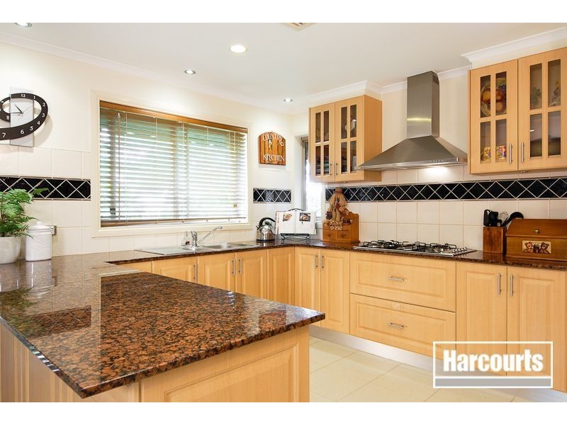 4 Kendall Drive, Narre Warren VIC 3805