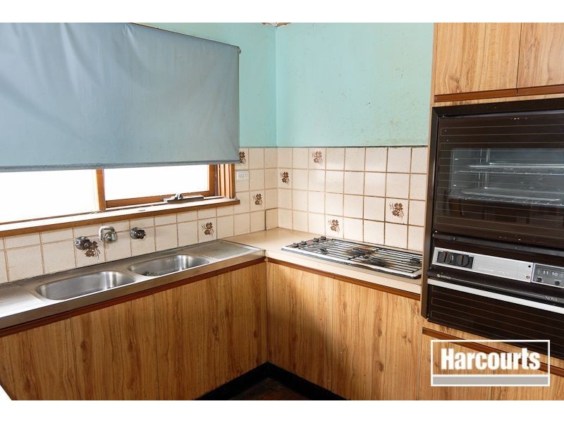 11 Mildura Crescent, Endeavour Hills VIC 3802