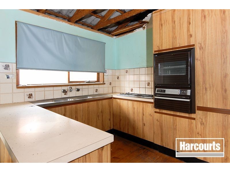 11 Mildura Crescent, Endeavour Hills VIC 3802