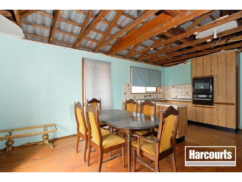 11 Mildura Crescent, Endeavour Hills VIC 3802