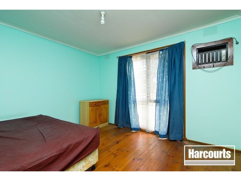 11 Mildura Crescent, Endeavour Hills VIC 3802