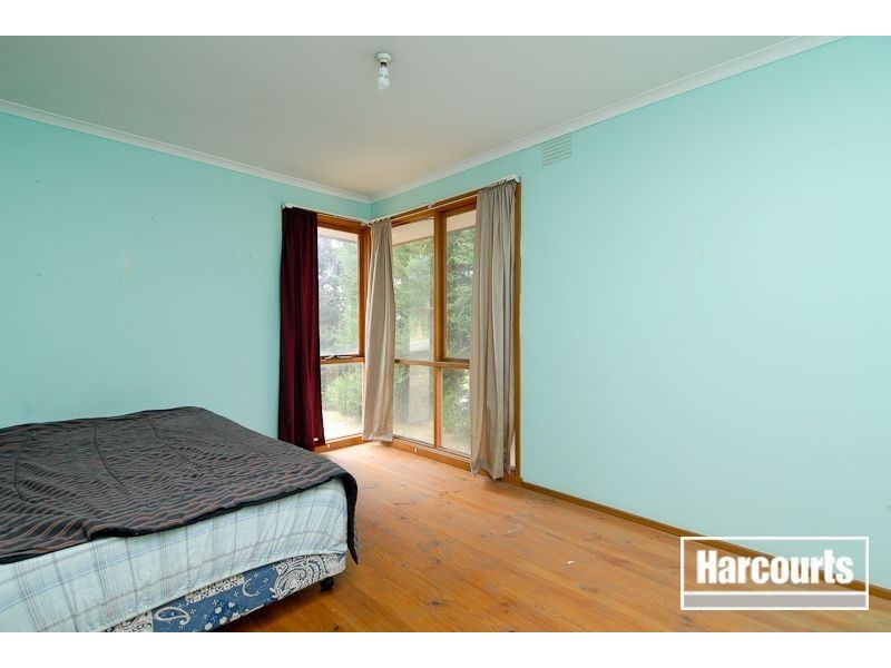 11 Mildura Crescent, Endeavour Hills VIC 3802