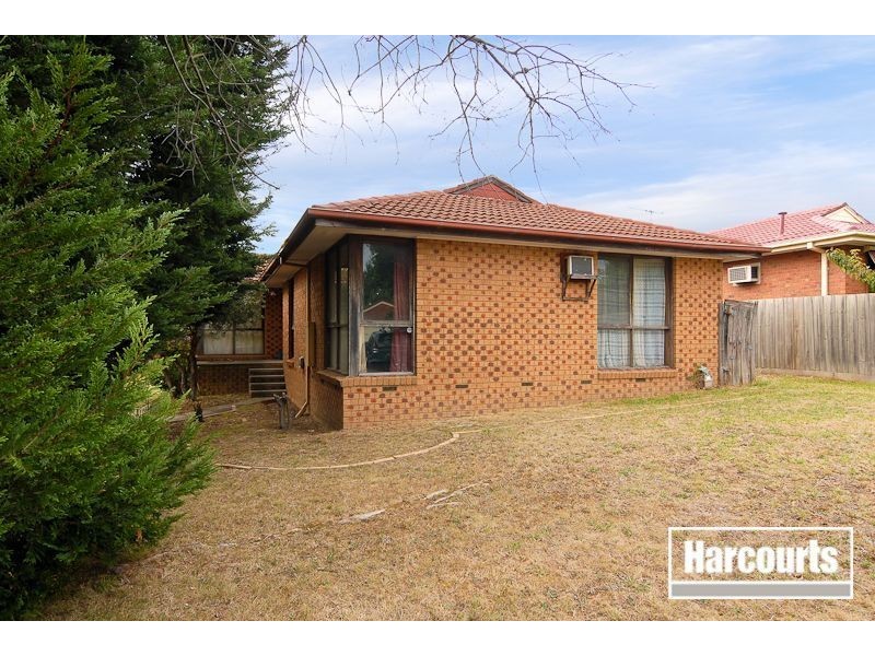 11 Mildura Crescent, Endeavour Hills VIC 3802