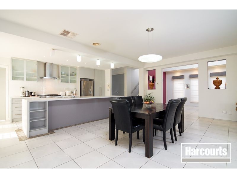 47 Golden Grove Drive, Narre Warren South VIC 3805