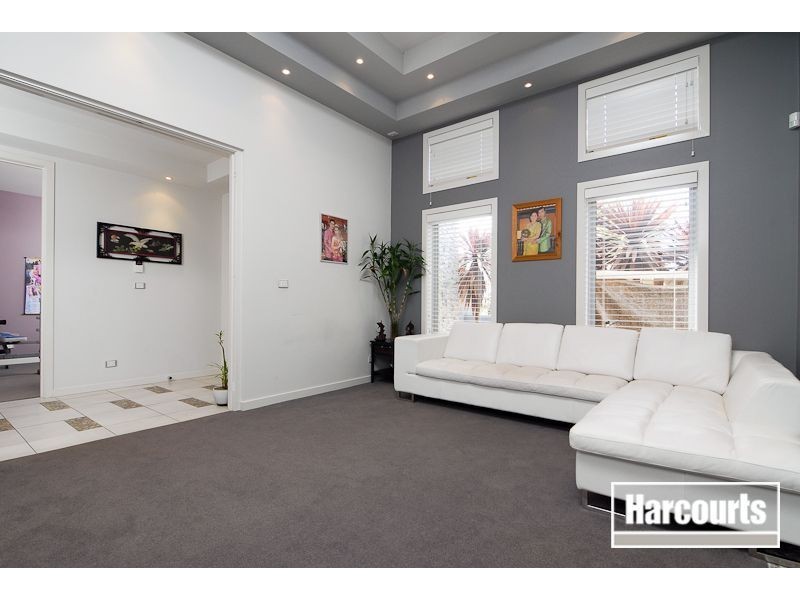 47 Golden Grove Drive, Narre Warren South VIC 3805