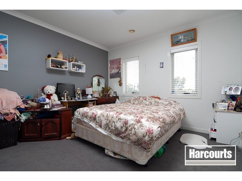 47 Golden Grove Drive, Narre Warren South VIC 3805