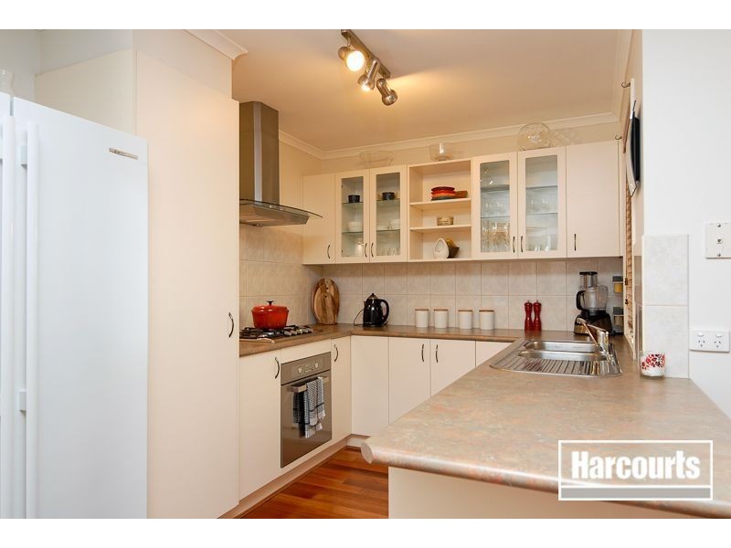 74 Kingston Avenue, Narre Warren South VIC 3805