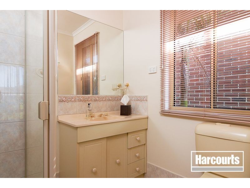 74 Kingston Avenue, Narre Warren South VIC 3805