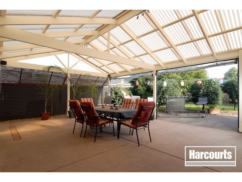 74 Kingston Avenue, Narre Warren South VIC 3805