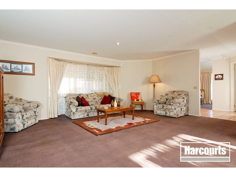 12 Kershaw Drive, Narre Warren South VIC 3805