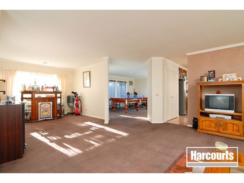 12 Kershaw Drive, Narre Warren South VIC 3805