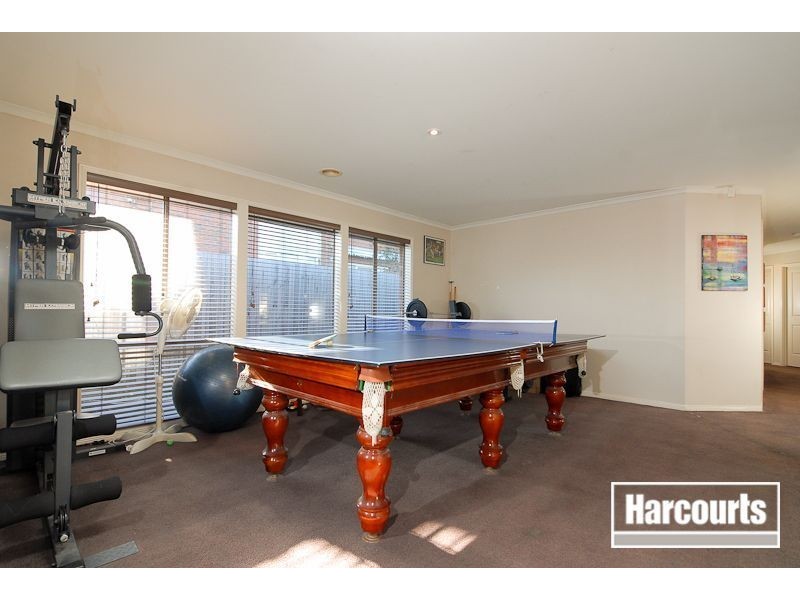 12 Kershaw Drive, Narre Warren South VIC 3805